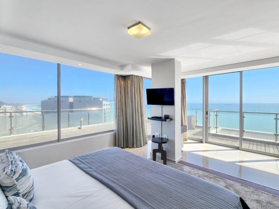 4 Bedroom Property for Sale in Beachfront Western Cape